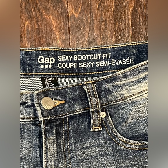 Womens Gap Sexy Bootcut Jeans size 6/28S - Picture 2 of 12